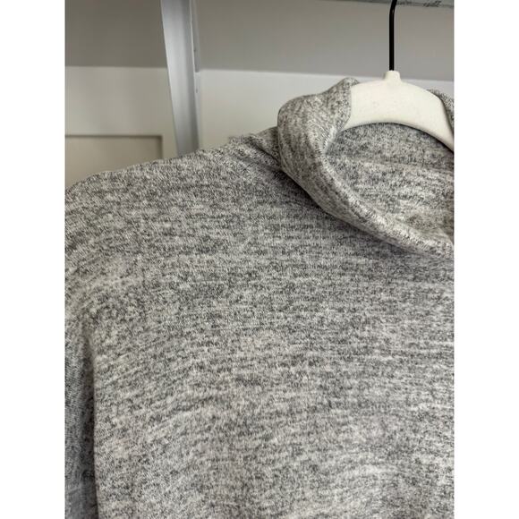 Abercrombie & Fitch Cozy AF Turtleneck Sweater Gray Women's Fitted Size XS - Picture 6 of 11